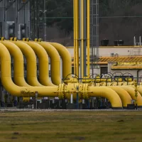 "نوفاك": روسيا مستعدة لاستئناف إمدادات الغاز إلى أوروبا عبر خط يامال